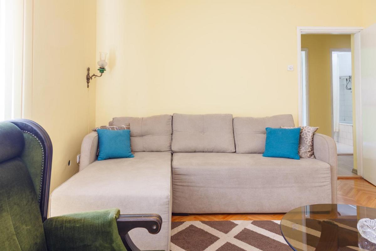 Suitetrails - Apartman Djurić