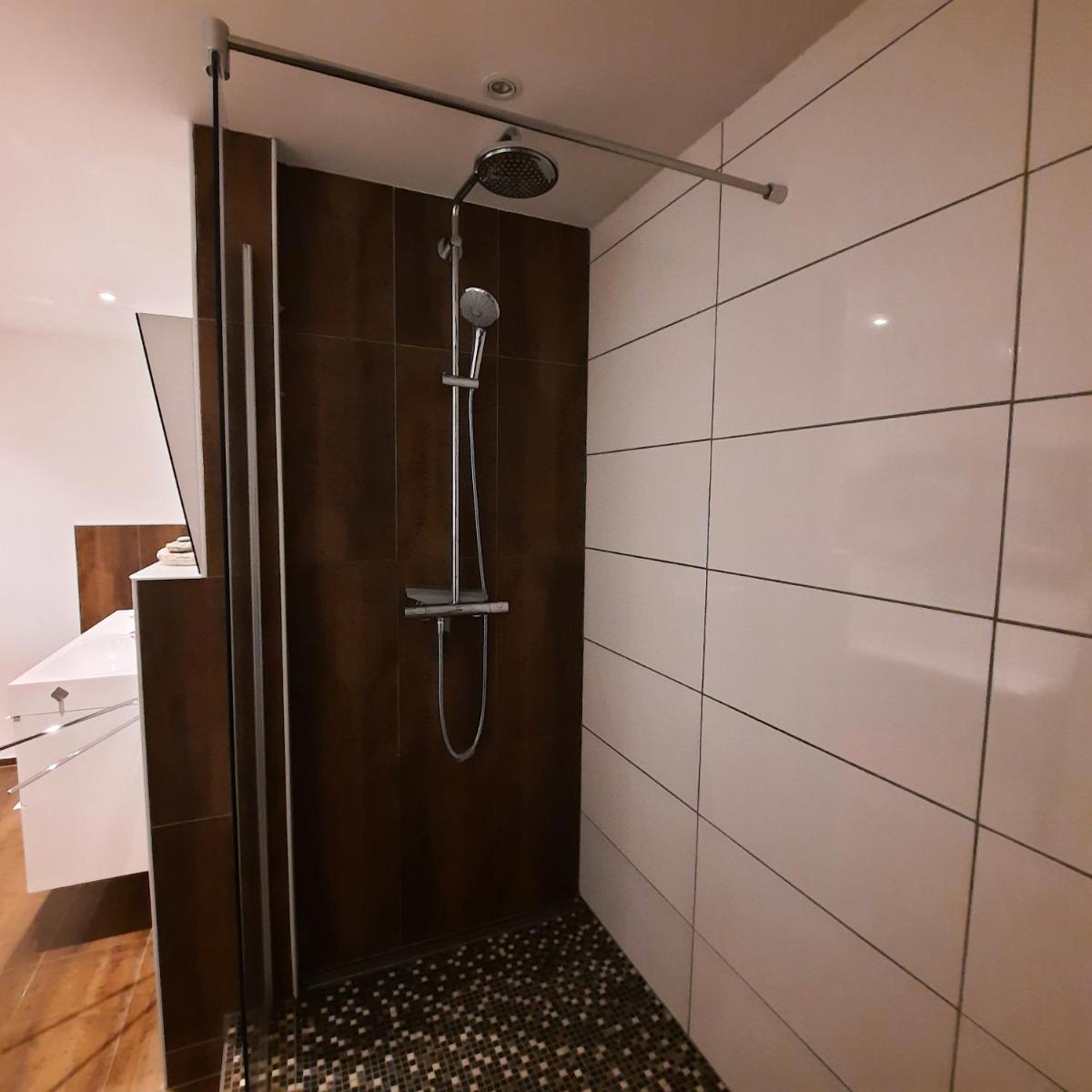 ROOMS in SHARED HOUSE SAARBRUCKEN Center - Housity