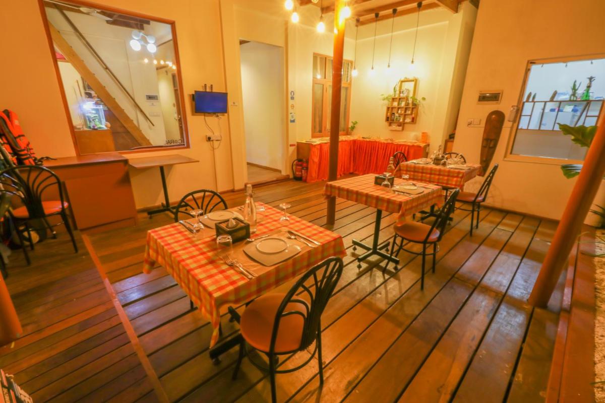 Coral Beach Maldives - Housity