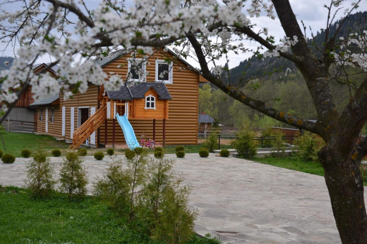 Котедж Криворівня - Housity