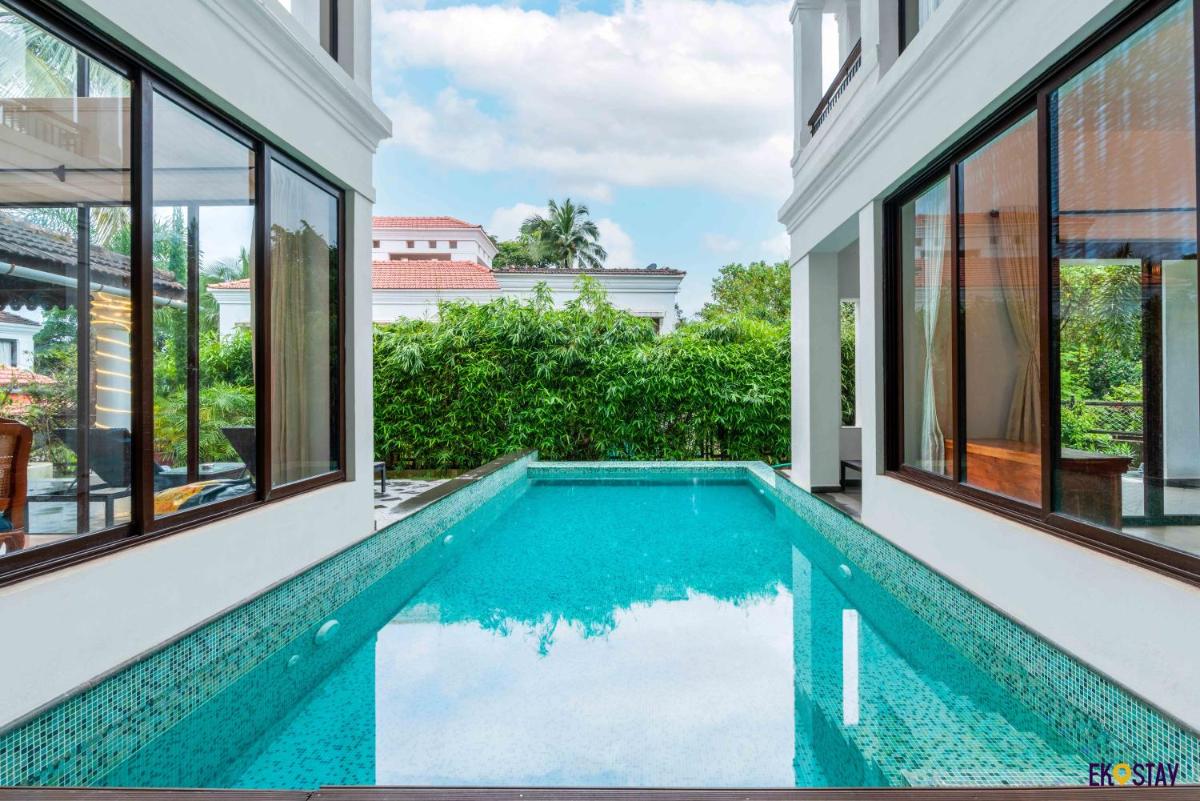 Suitetrails - EKO STAY Luxe- CASA PALACIO VILLA