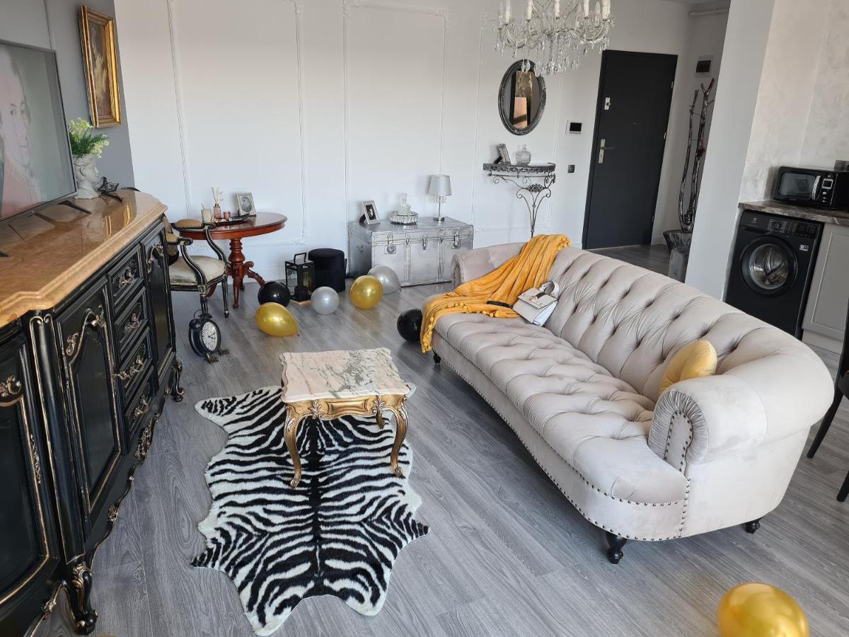 Parisian Apartment Cluj - Hizvo