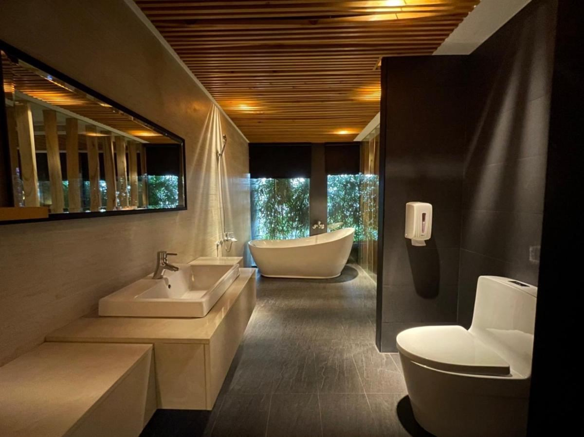 Suitetrails - Roppongi Motel - Dalian