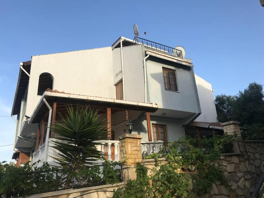 Ildırı Villa -Çeşme-Ildırı'da Muhteşem Müstakil Villa - Housity