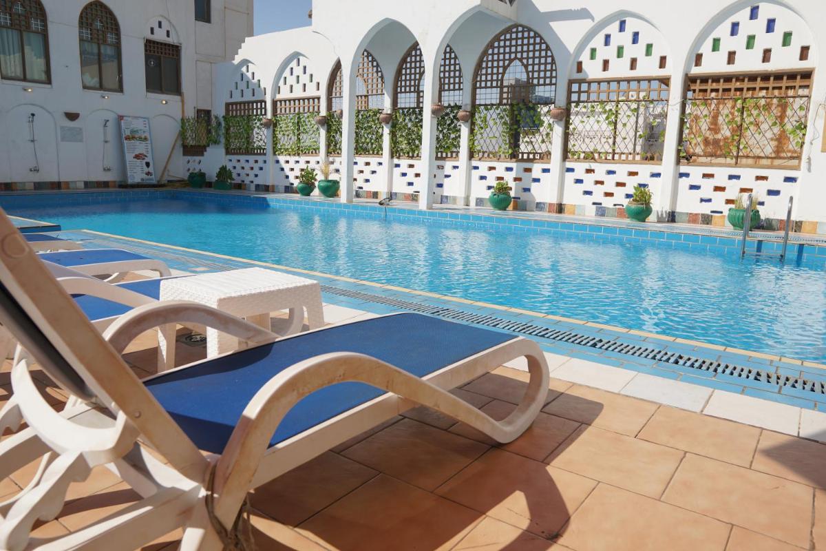 Kuwait Palace Hotel - Housity