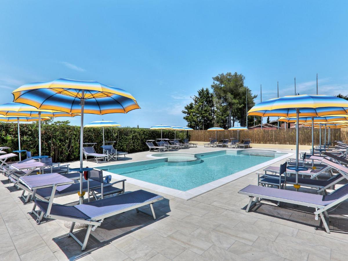 Apartment Riviera 8 by Interhome - Housity