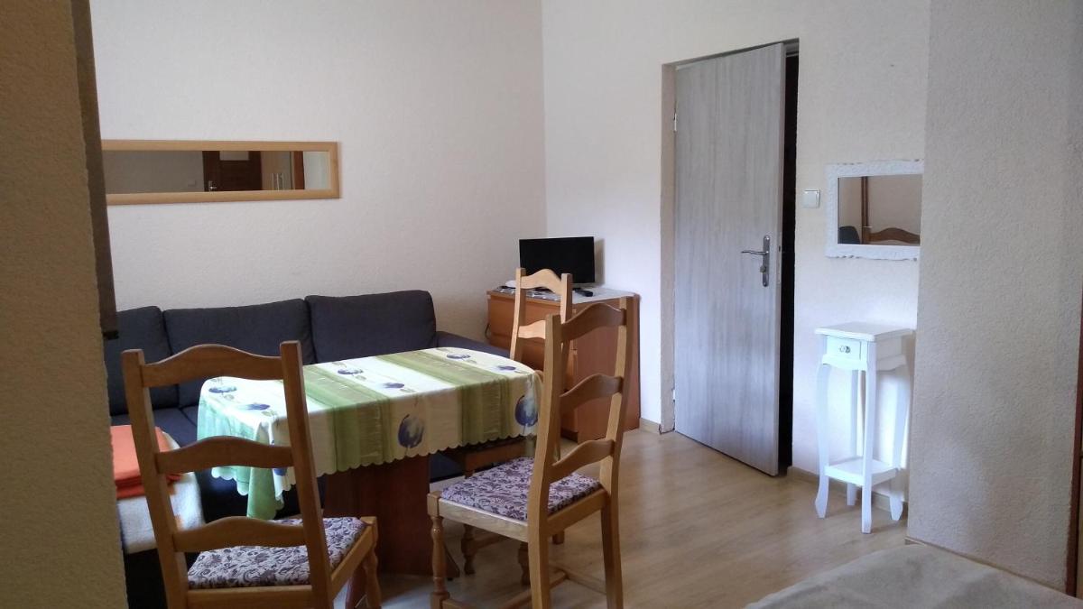 Ptasi Gościniec - Housity