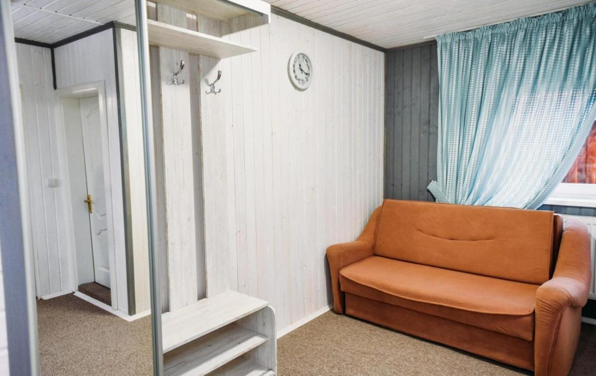 Шепіт Карпат - Housity