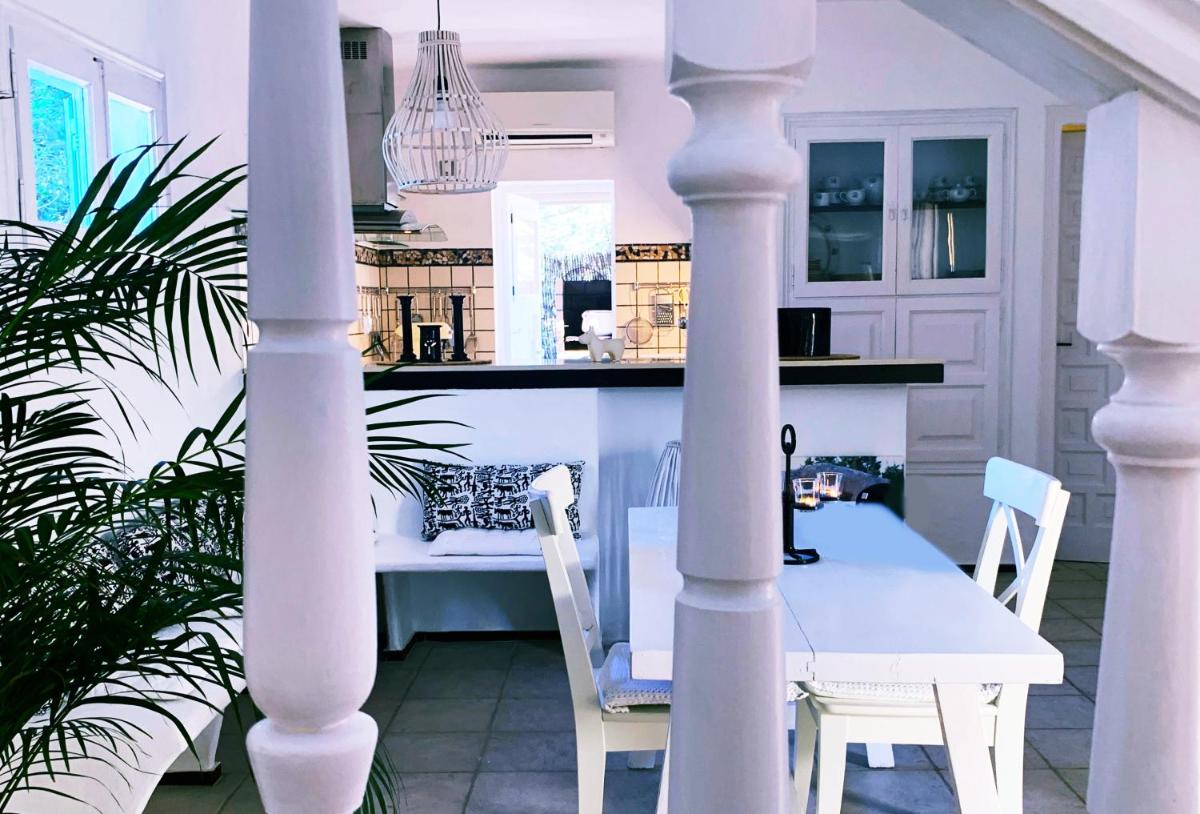 Bungalows Sa Sargantana - Housity