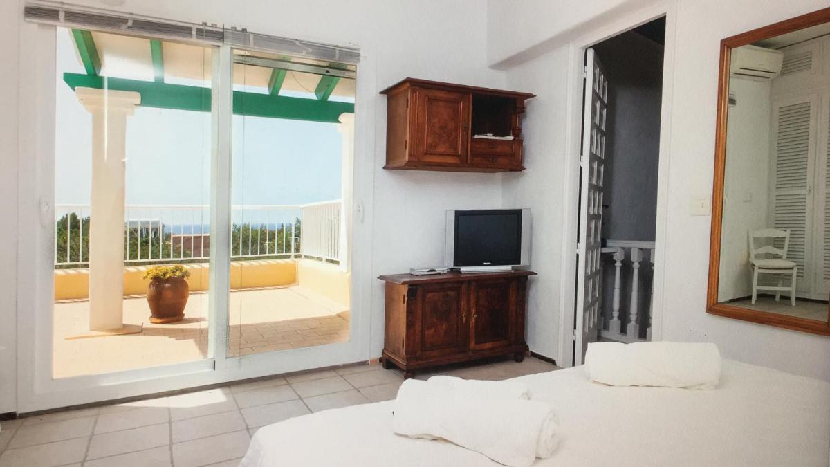 Bungalows Sa Sargantana - Housity