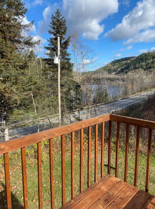 Le Road Shack-Mauricie-Motoneige- Chalets Galaxia - Housity