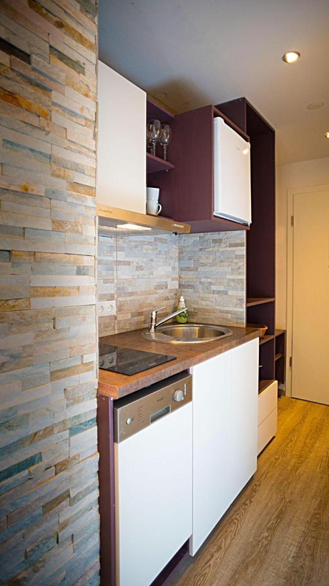 Suitetrails - OMAS-STUBB-das-Komfort-DZ-mit-Balkon-im-Herrenhaus