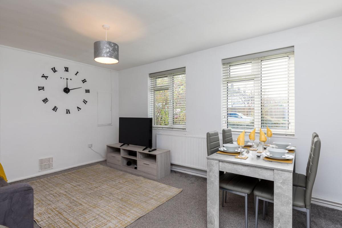 Lark Rise Apartment- 3BR - Housity