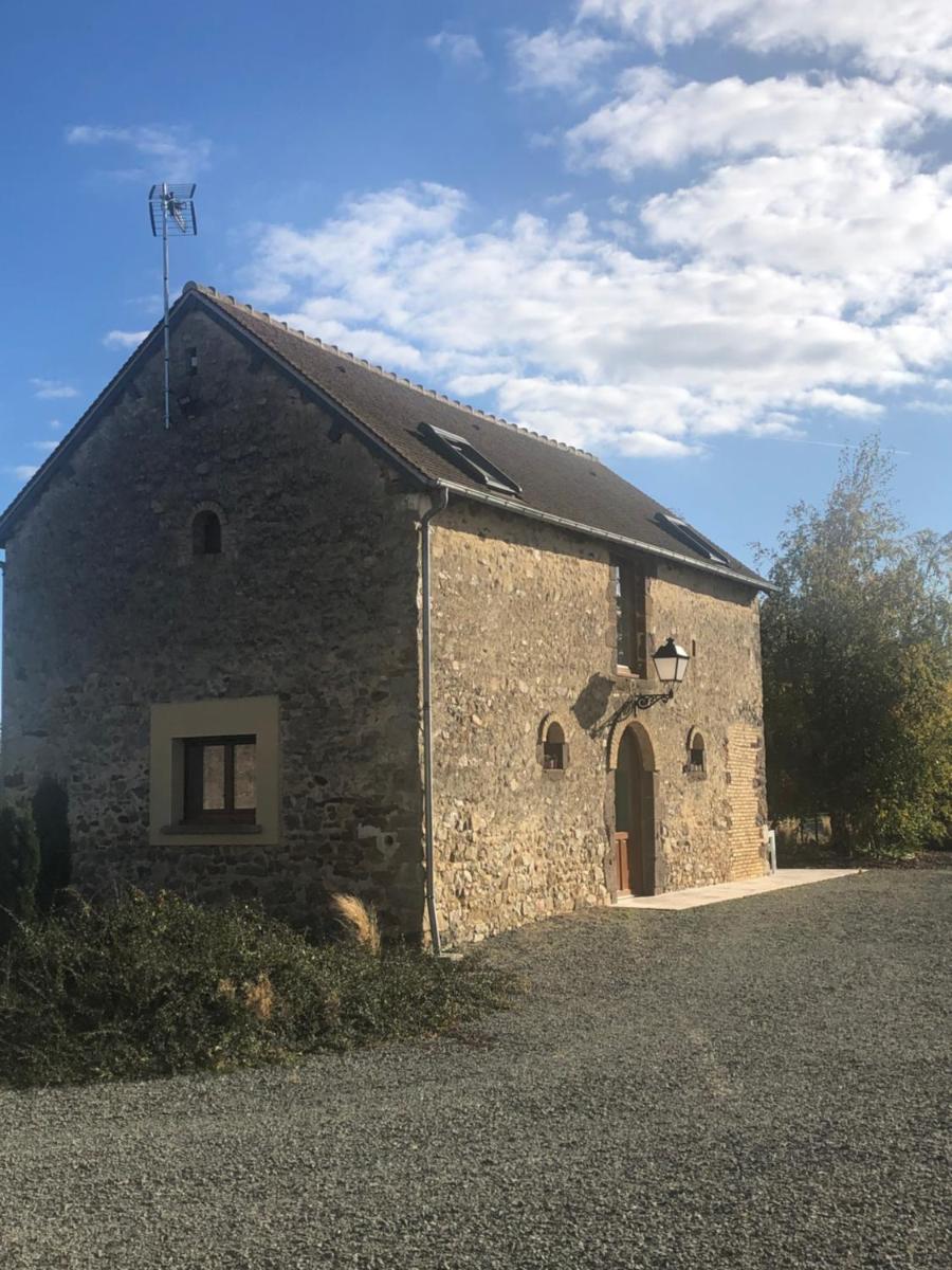 MAISON DE VACANCES AVEC PISCINE INTERIEURE - Le Grand Champagne - Housity