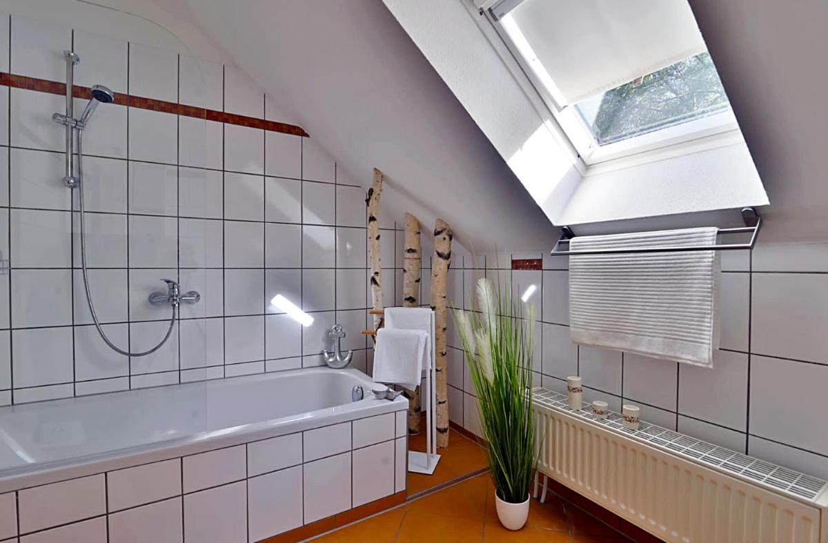 Ferienwohnung Am Wäldchen - Housity