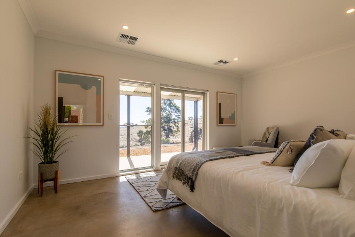 Brockenchack Retreat Bed & Breakfast - Housity