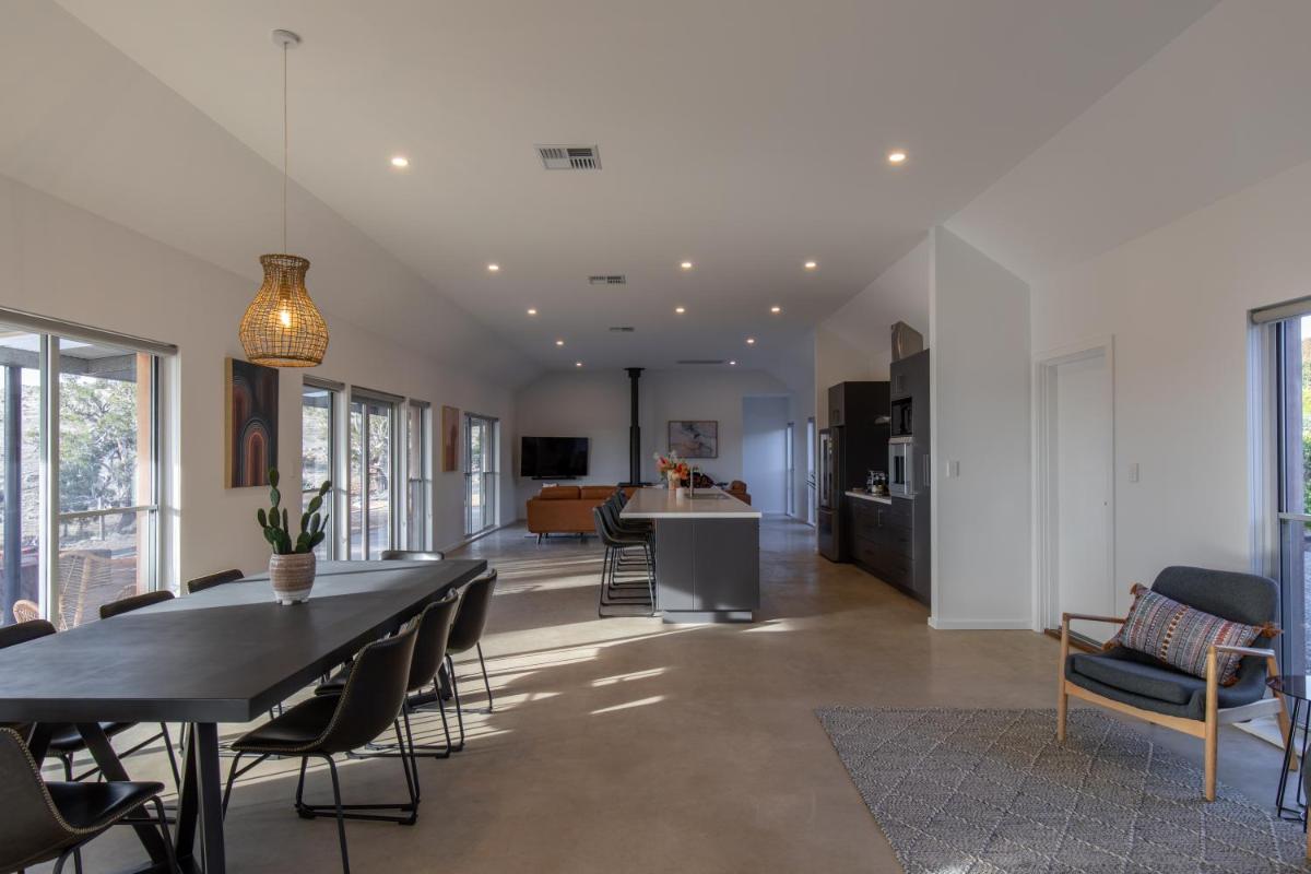 Brockenchack Retreat Bed & Breakfast - Housity