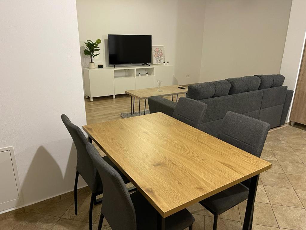 AMA Residence - Housity