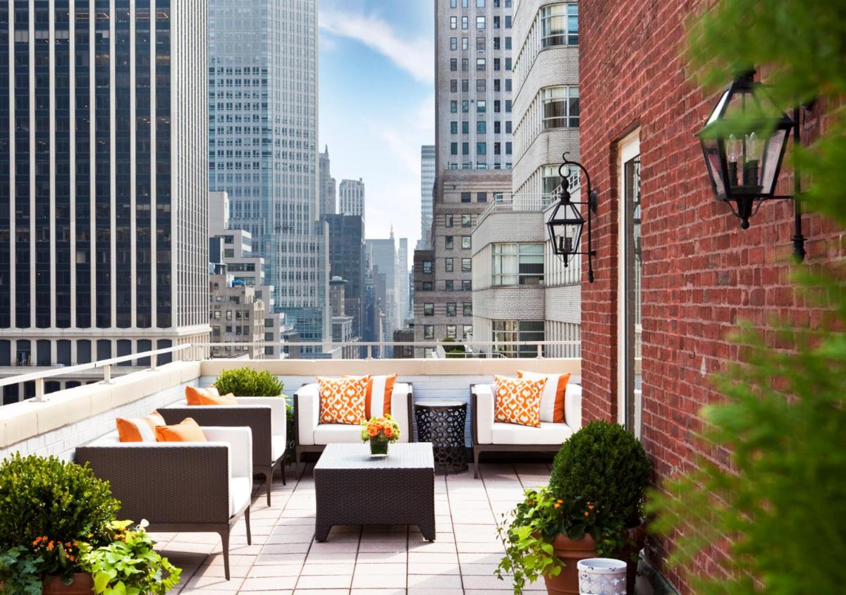 Omni Berkshire Place - Housity