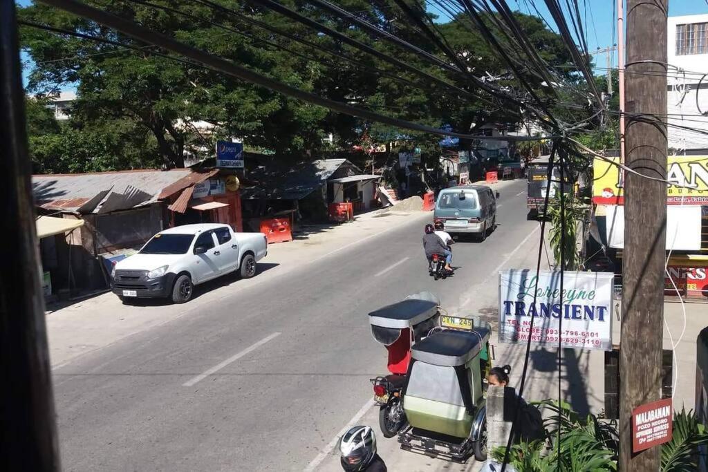 LP Madriaga Private Apt fully furnished w/Balcony - Housity