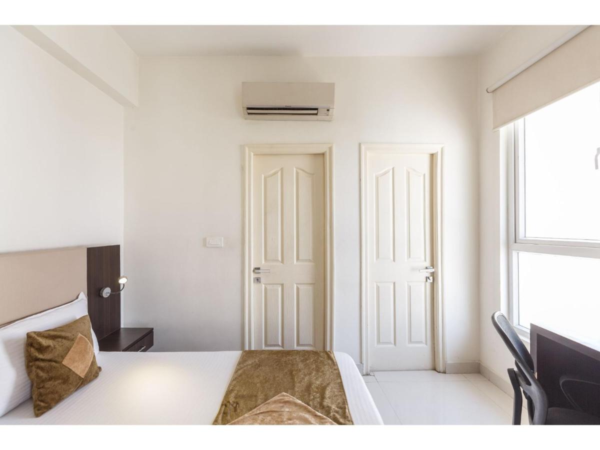Suitetrails - BluO 1BR Hitech City - Balcony, Gym, Terrace Garden