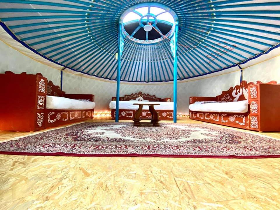 Mongolian Yurt Camp - Housity