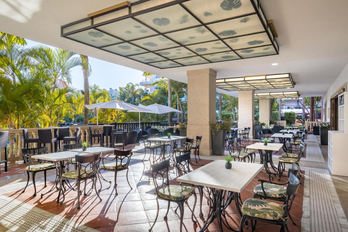 Un restaurante o sitio para comer en Barceló Marbella