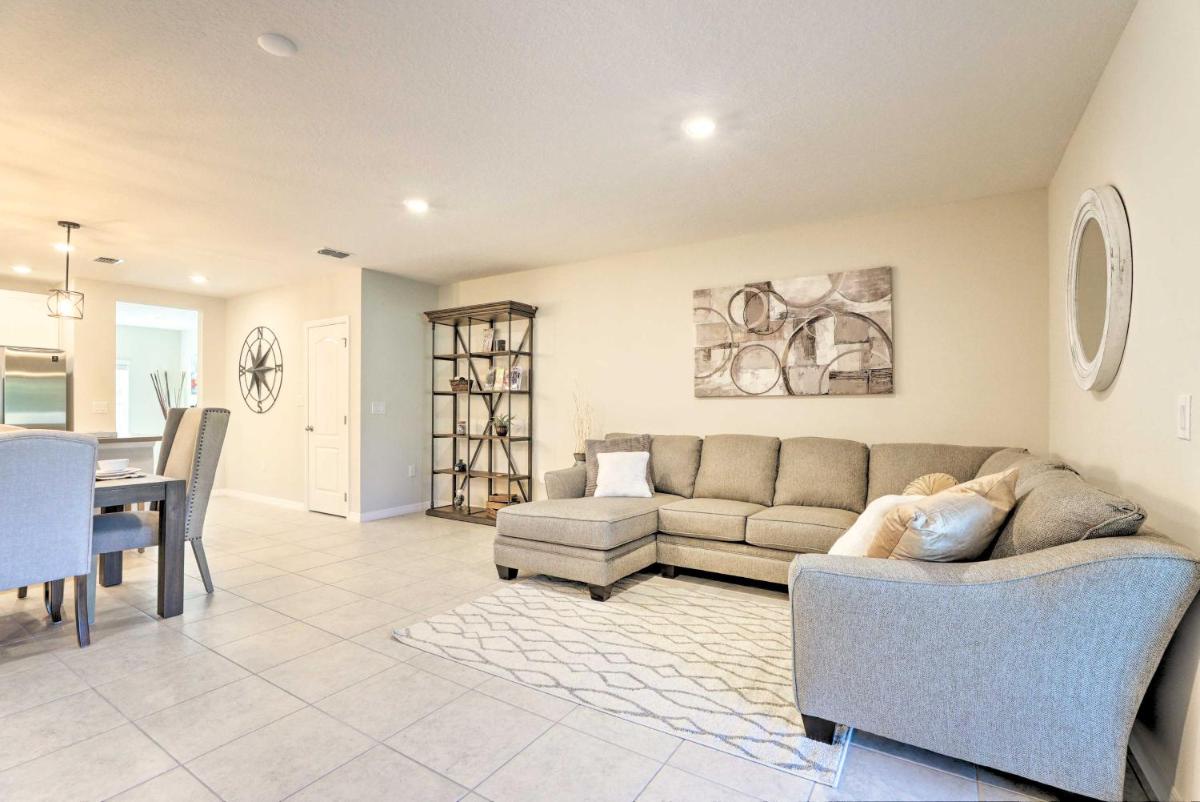 Townhome with Resort Perks Near Disney and Golf! - Housity