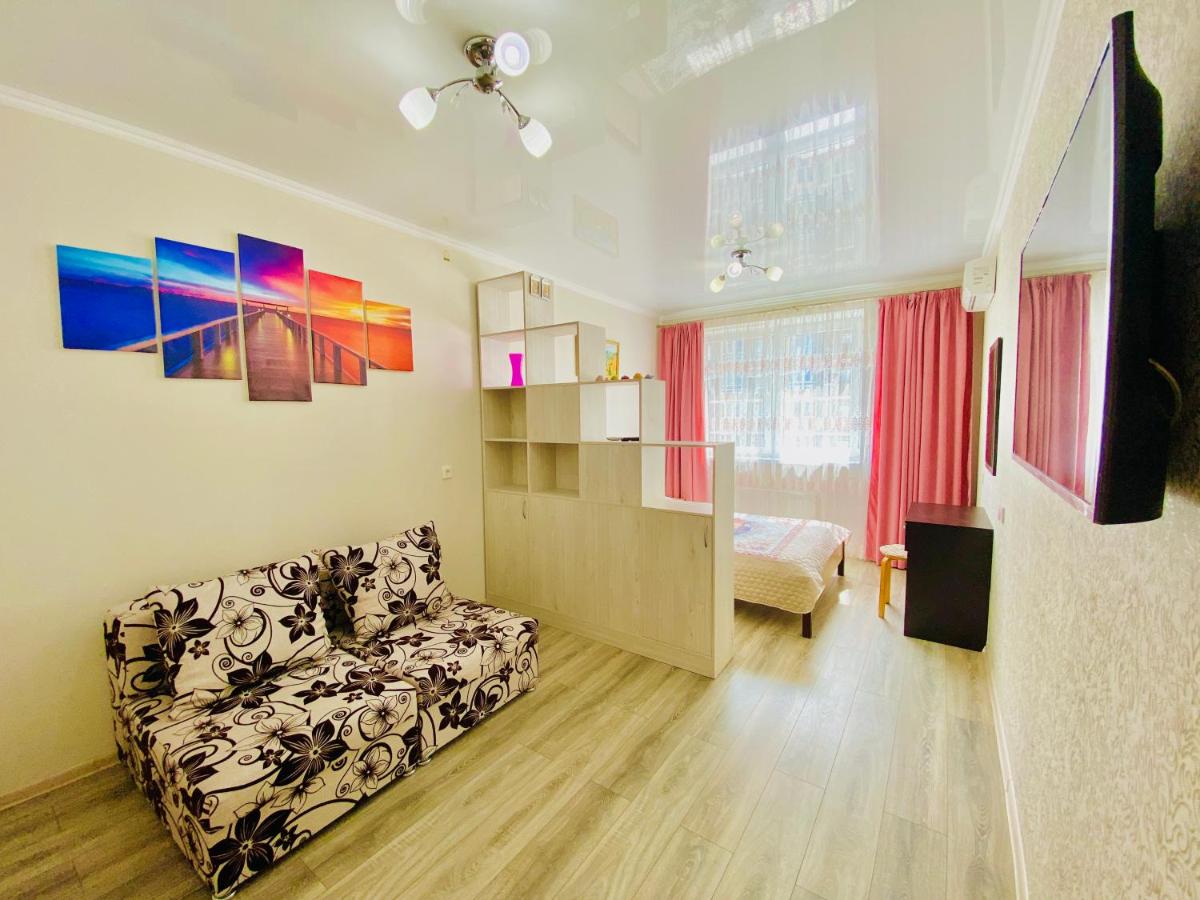 Apartament lazurnyi plius - Housity