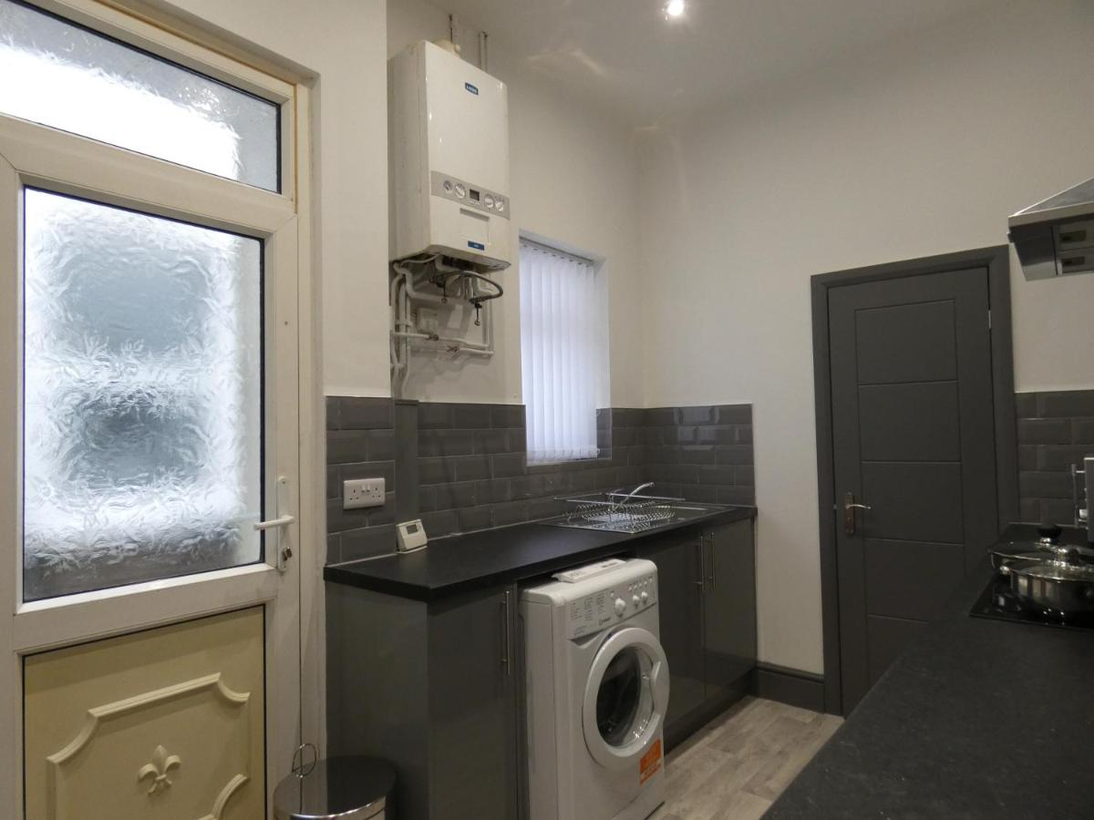 Townhouse @ St John Street Stoke - Housity