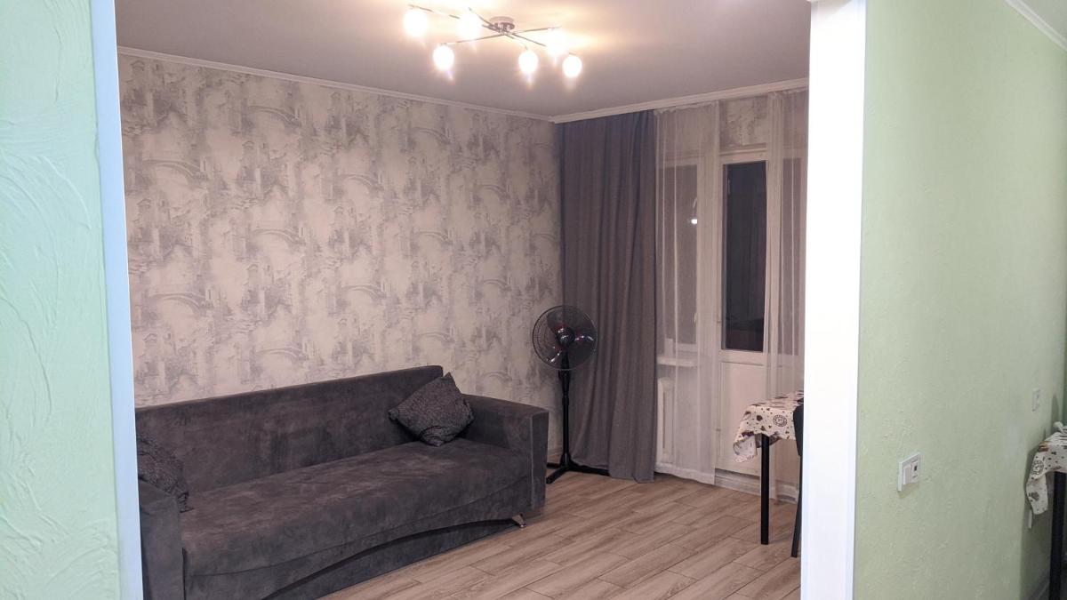 Suitetrails - Apartment near city center on Peremohy Avenue 46