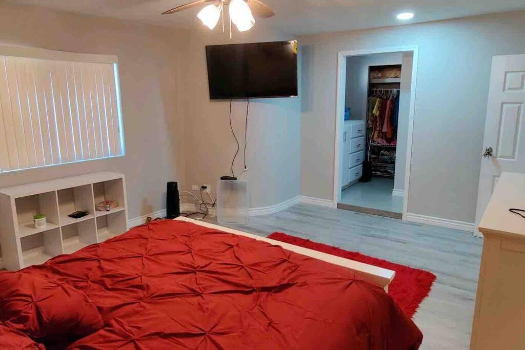 Suitetrails - Playas de Tijuana 4 bedroom home