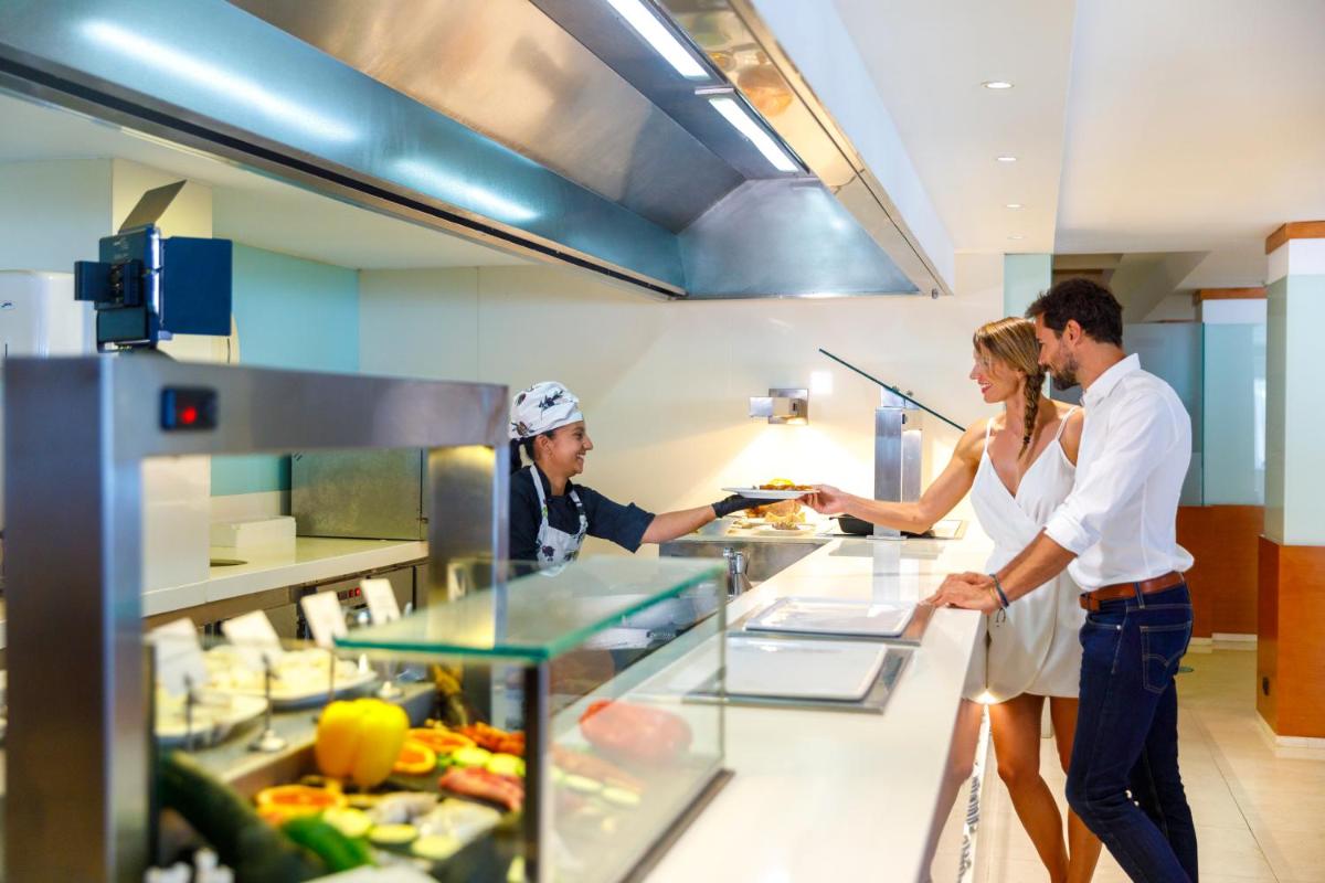 Clientes alojados en CM Castell de Mar
