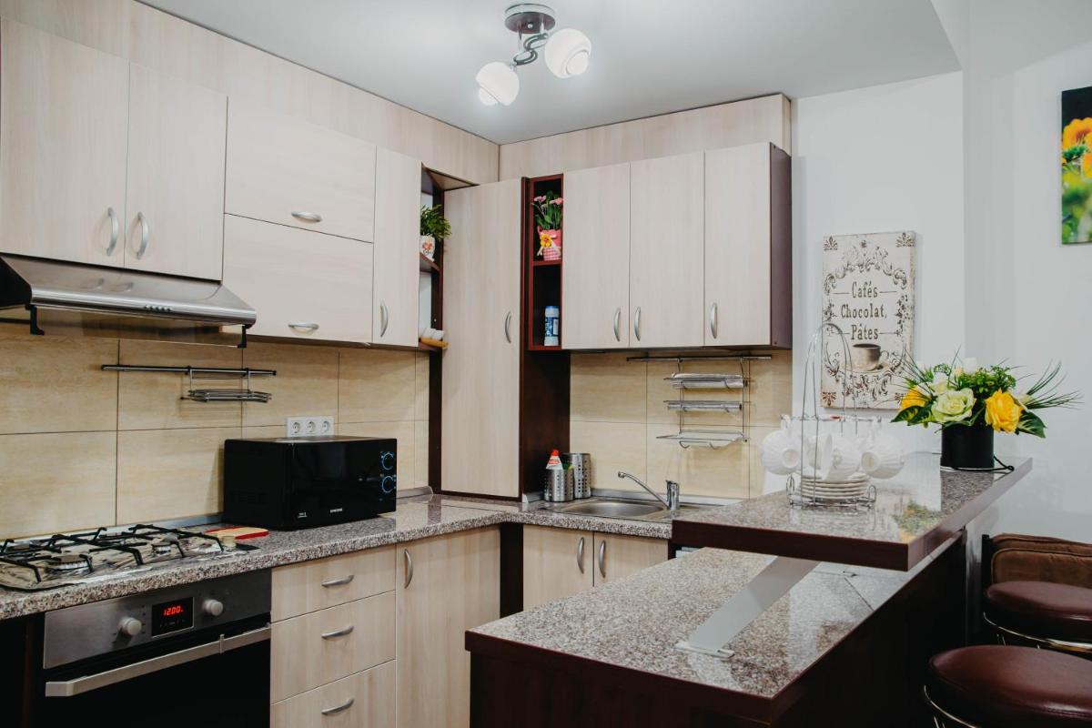 HUGO MOUNTAIN - Housity