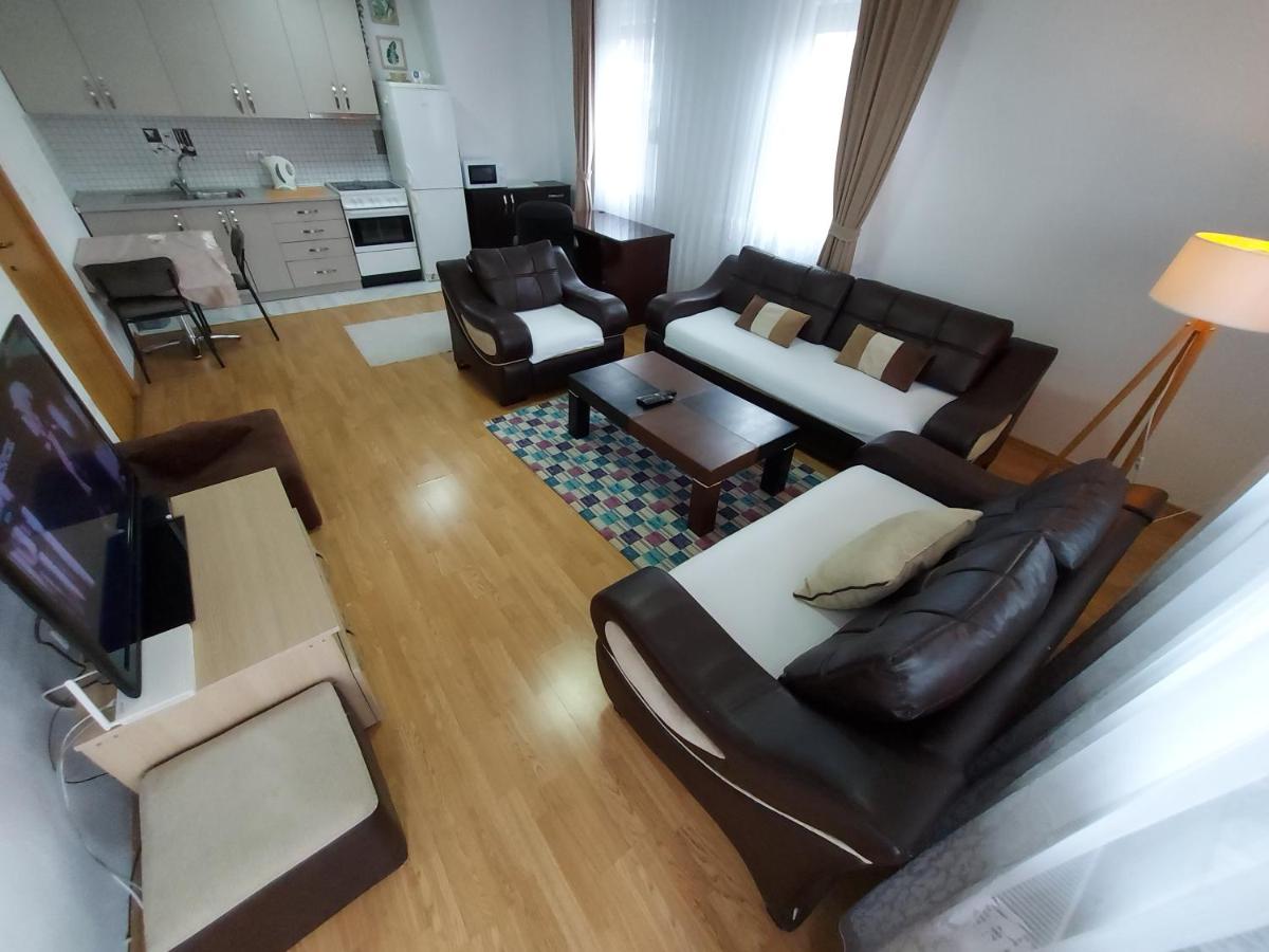 City View - Downtown Apartment in Prishtina - Hizvo