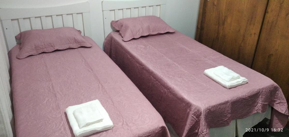 linda casa em Botucatu prox ao faculdade Lageado - Housity