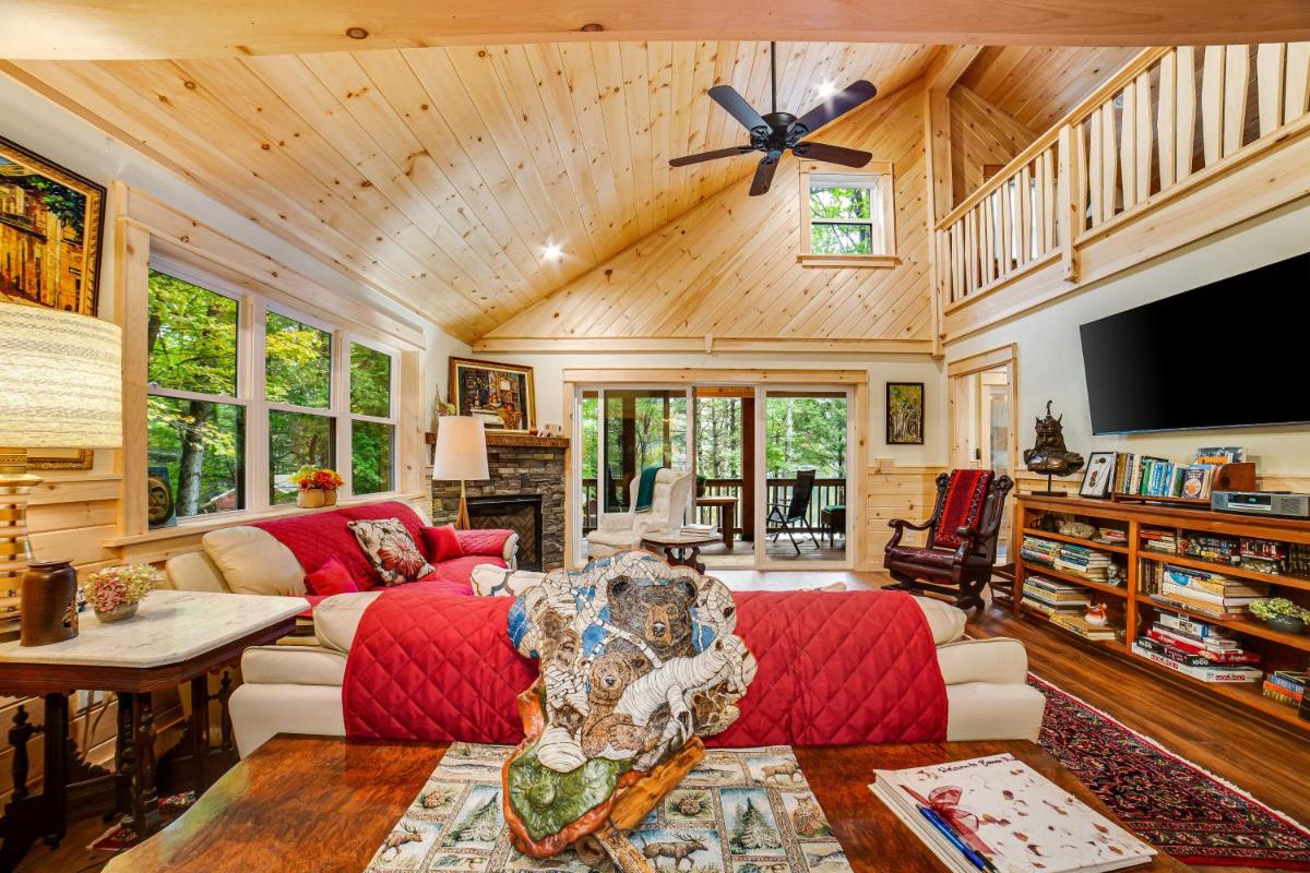Beaver Pond Lodge - Housity