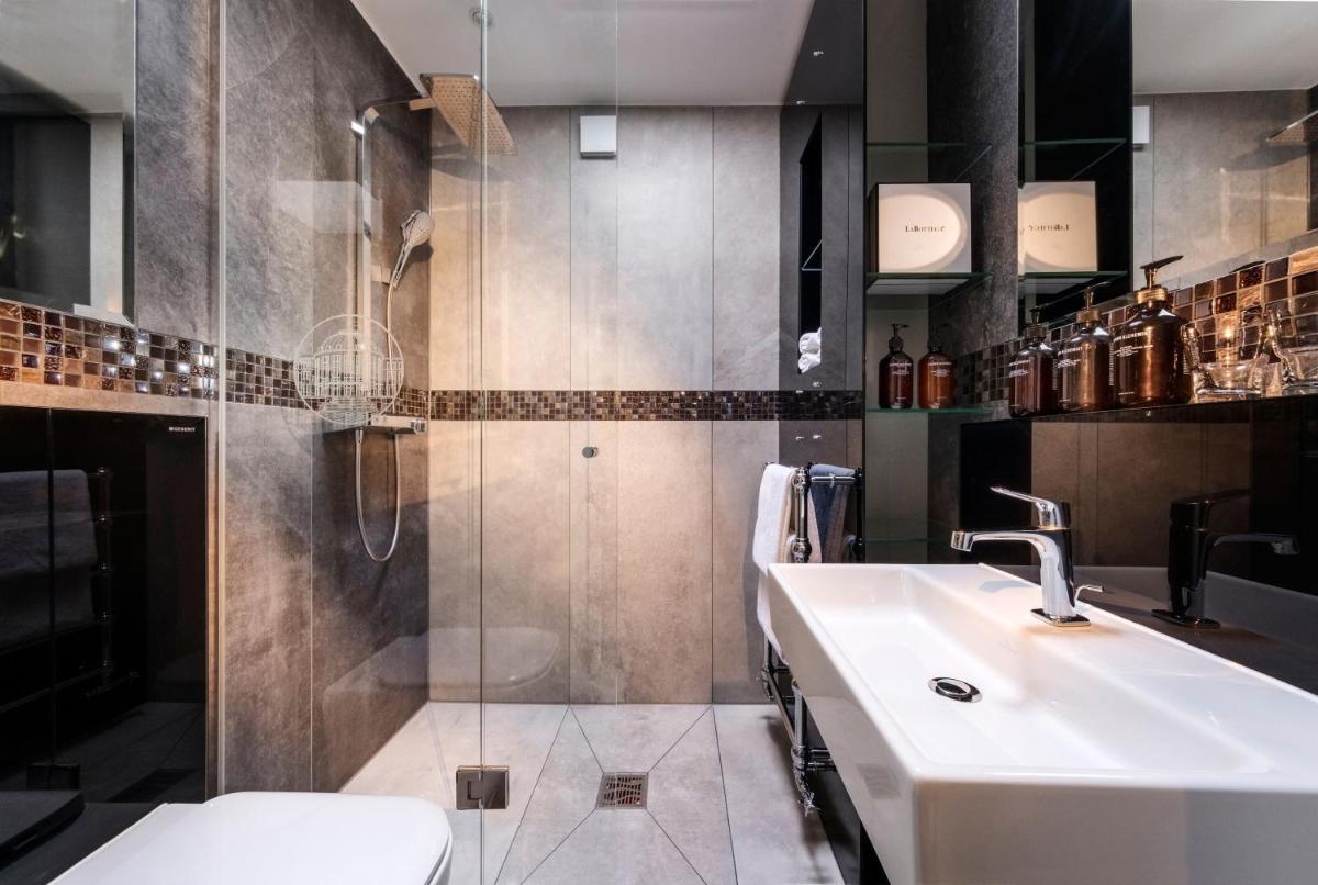 Ein Badezimmer in der Unterkunft Parkhotel Bremen – ein Mitglied der Hommage Luxury Hotels Collection