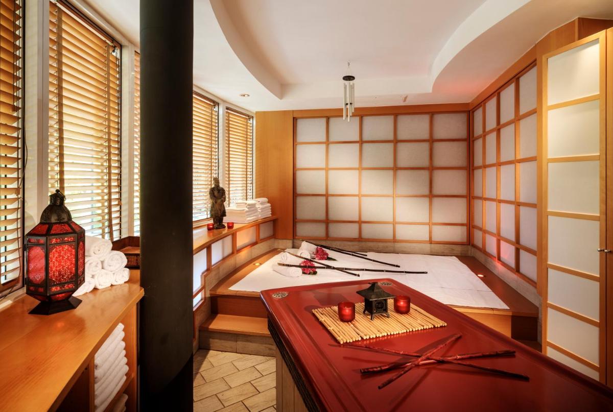 Ein Bett oder Betten in einem Zimmer der Unterkunft Parkhotel Bremen – ein Mitglied der Hommage Luxury Hotels Collection