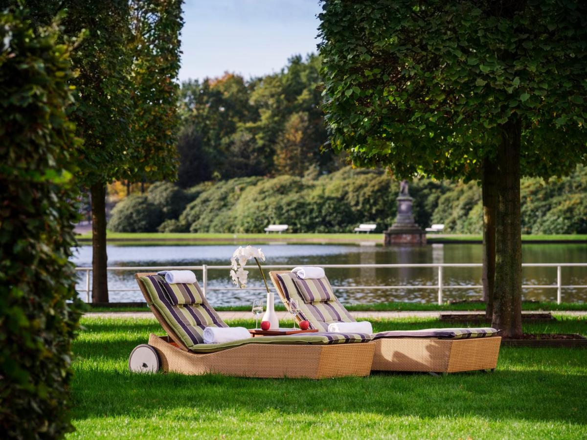 Ein Garten an der Unterkunft Parkhotel Bremen – ein Mitglied der Hommage Luxury Hotels Collection