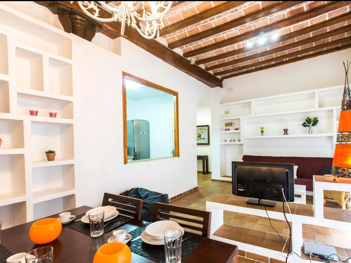 Total Valencia Charming - Housity