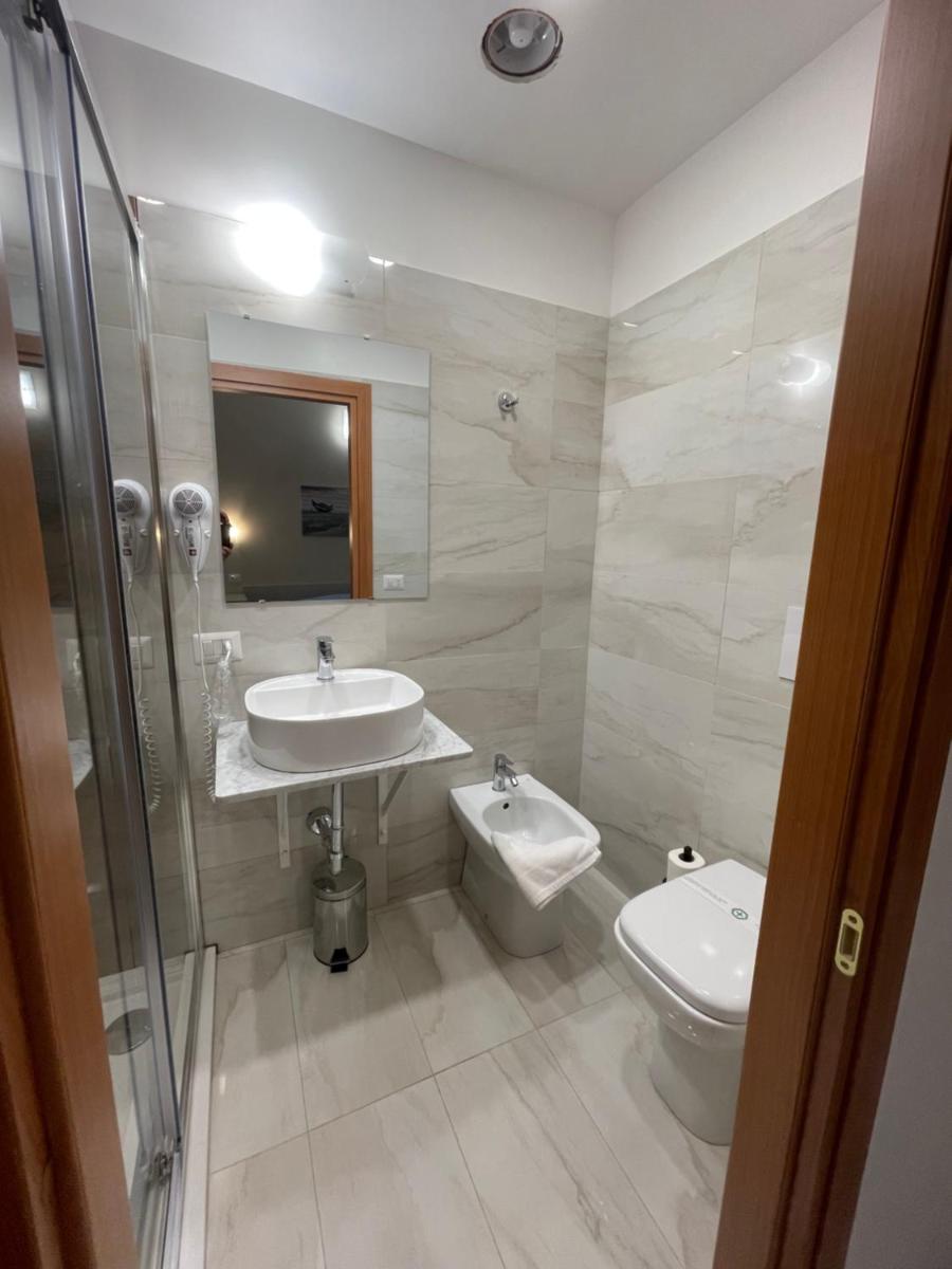 B&B CENTRALE - Housity