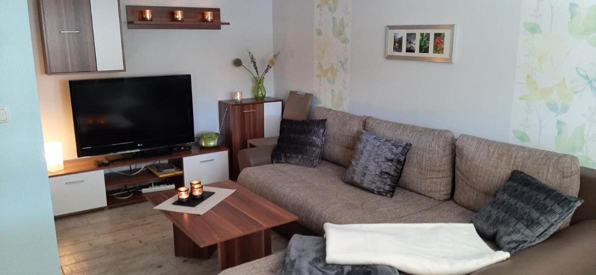 Bungalow Waldblick - Housity