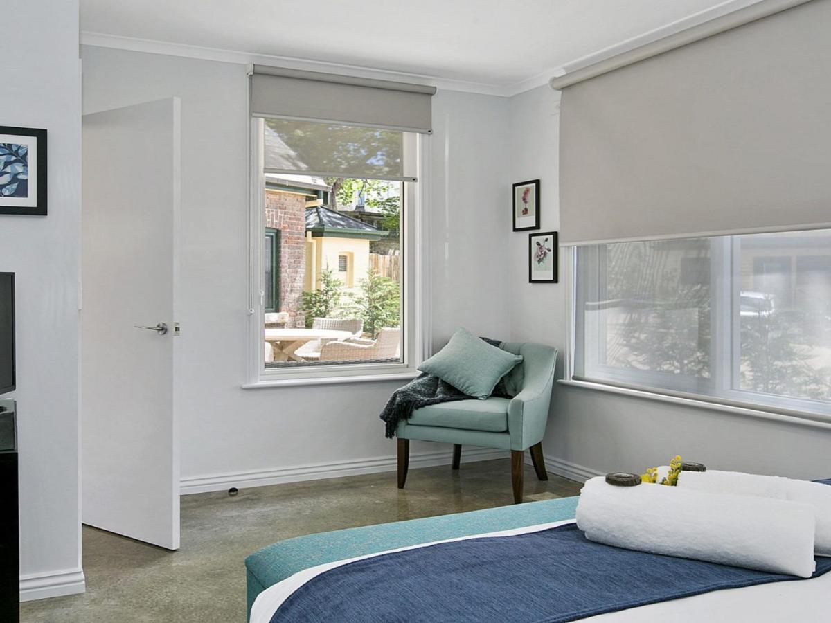 Old Bank Stables - Housity