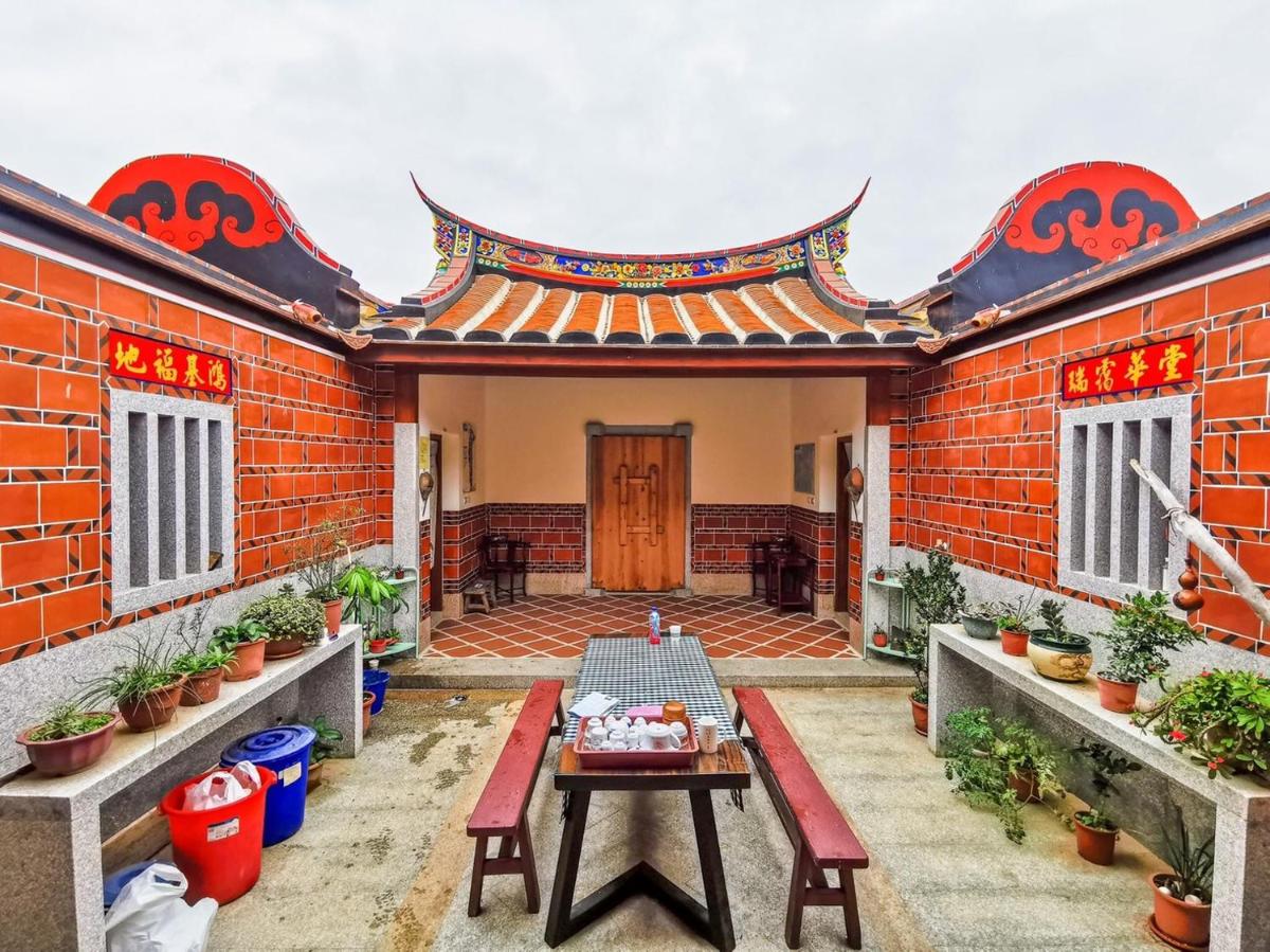 Lanhu Song B&B - Housity