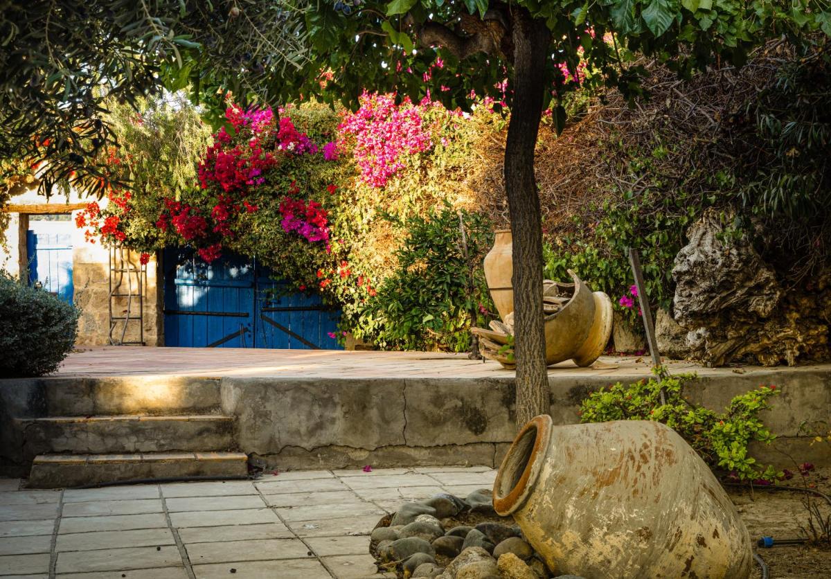 Peace House Kyrenia - Housity