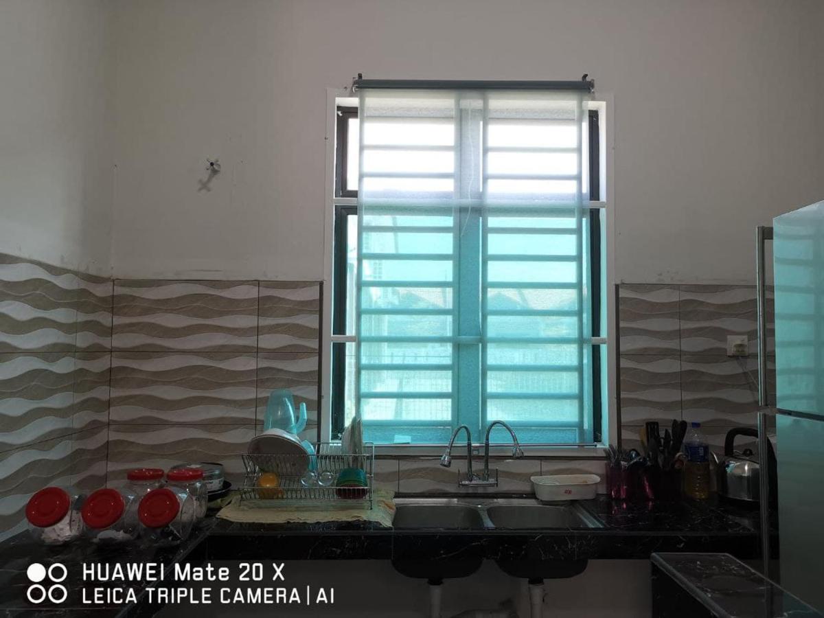 Hariz Homestay Muar Tangkak - Housity