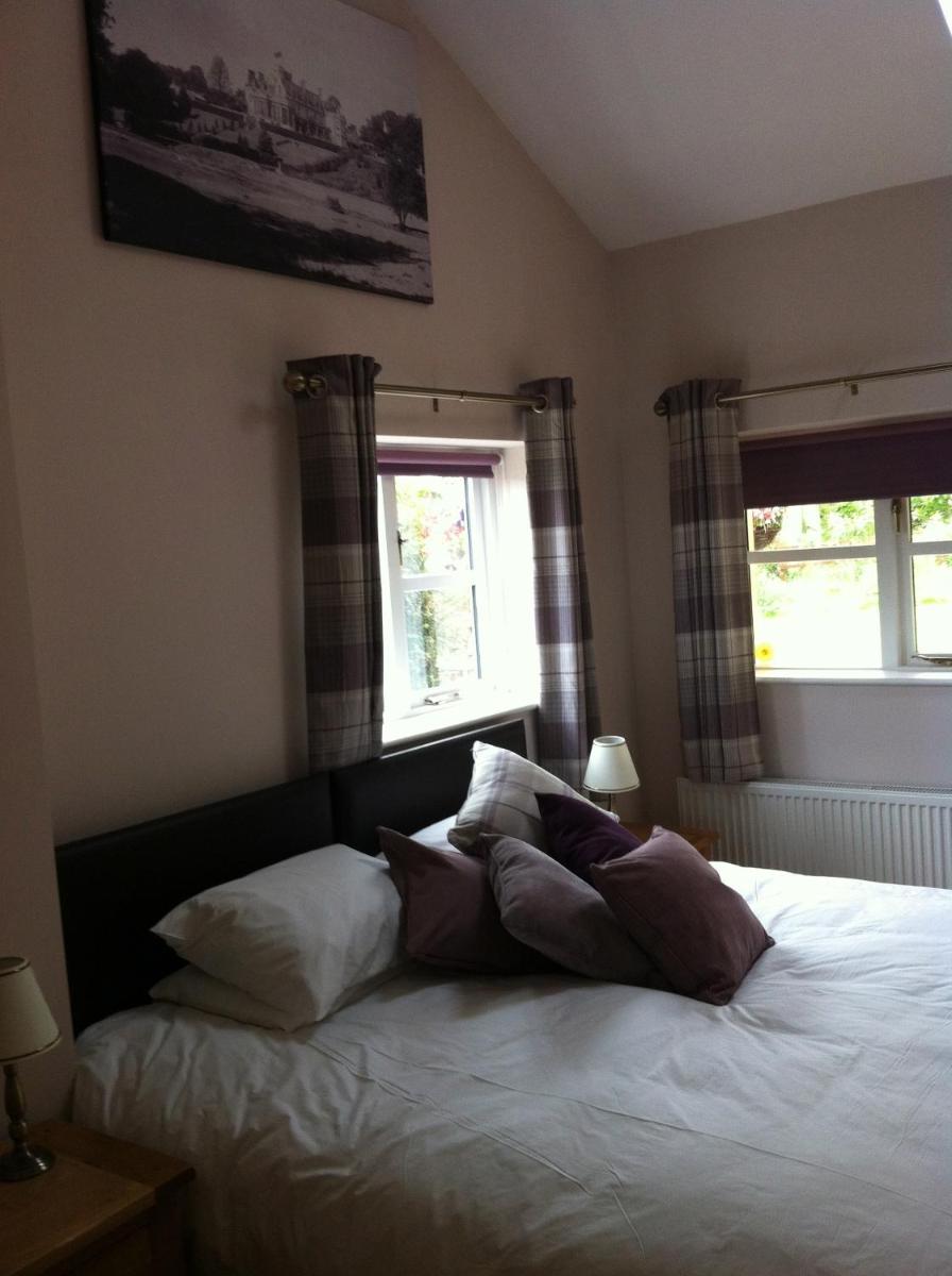 The Cholmeley Arms - Housity