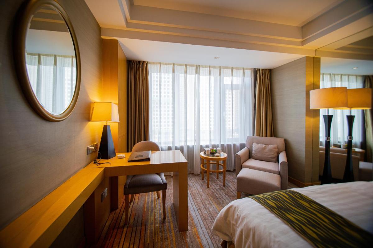 Yungang Jianguo Hotel - Housity