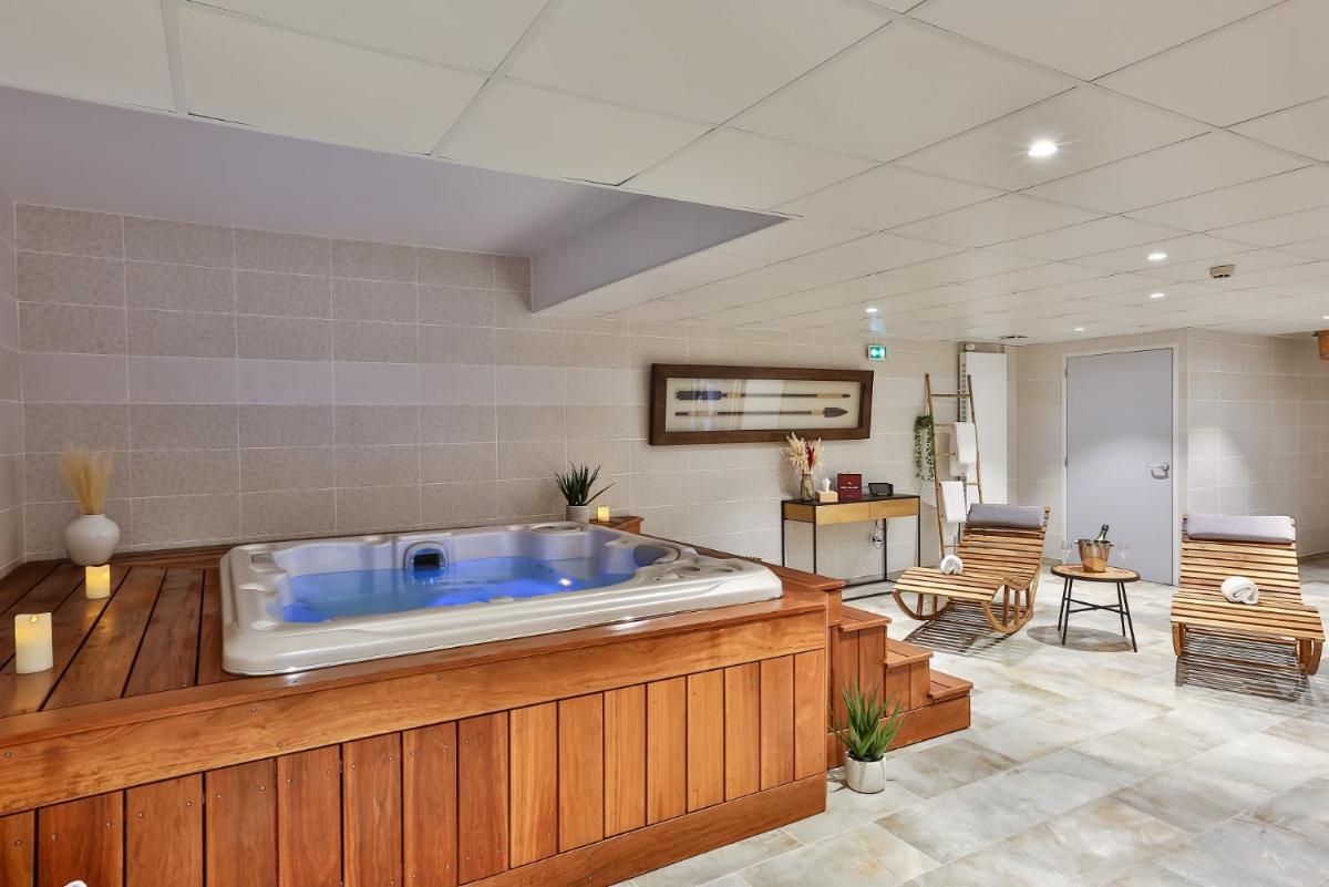 Hôtel & Spa FACE À LA MER - Housity